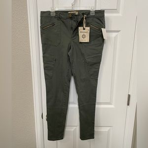 Democracy skinny jeans size 14